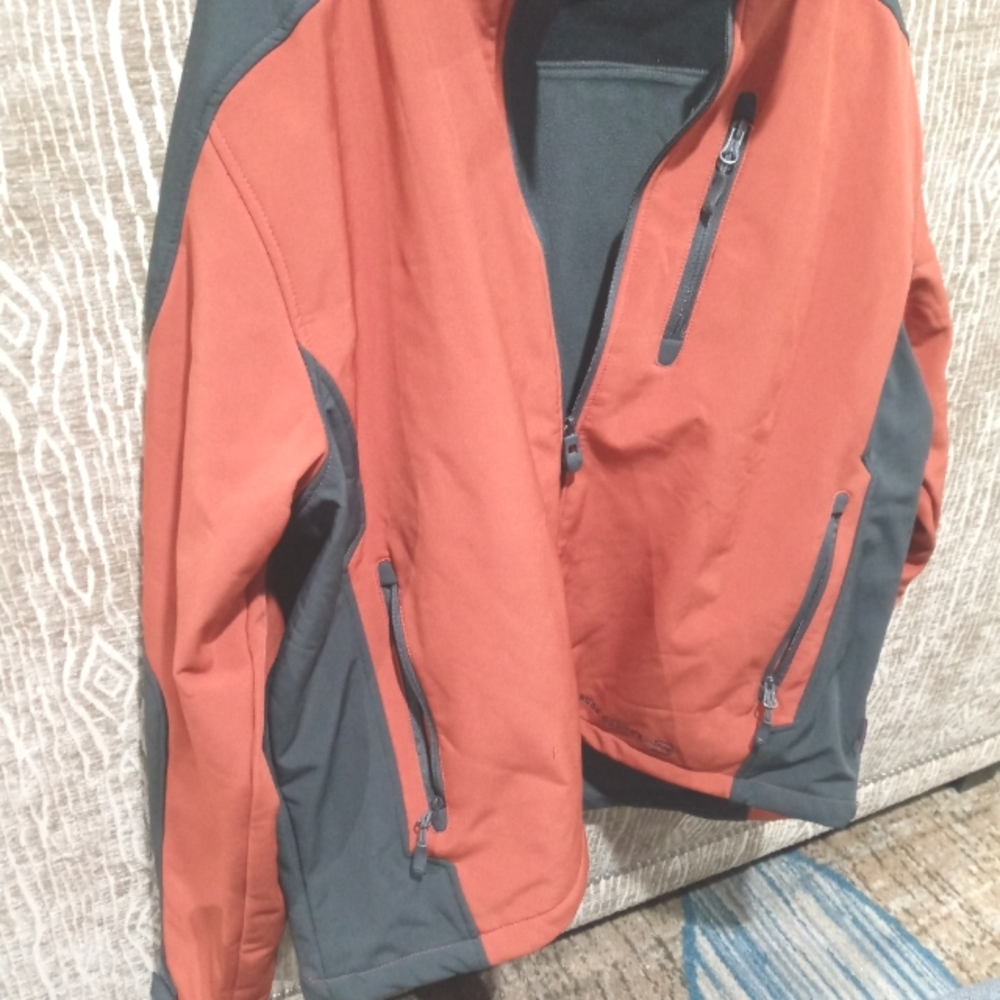 Free Country Coat/Jacket - Picture 4 of 7